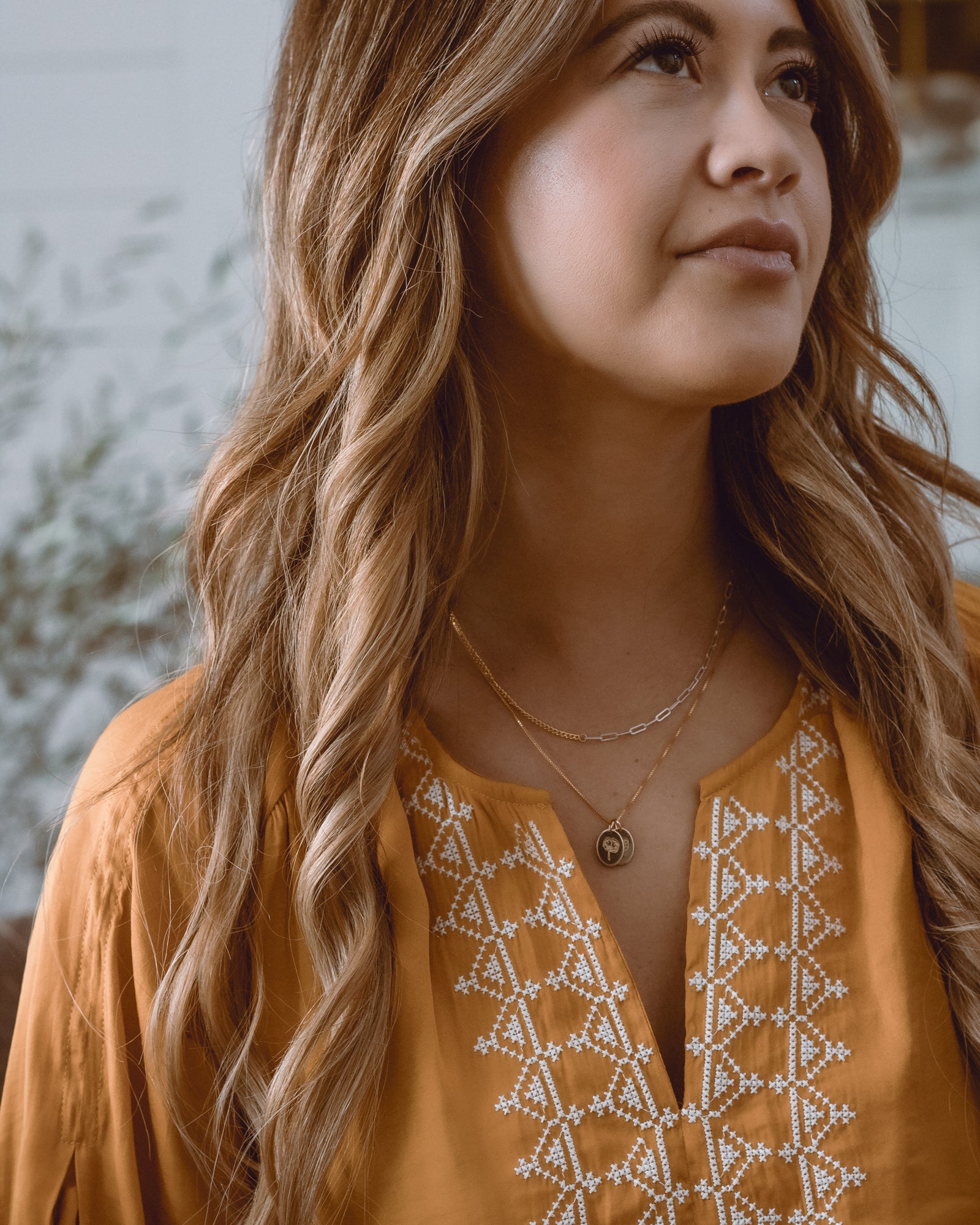 Anthos Oval Birth Flower Charm