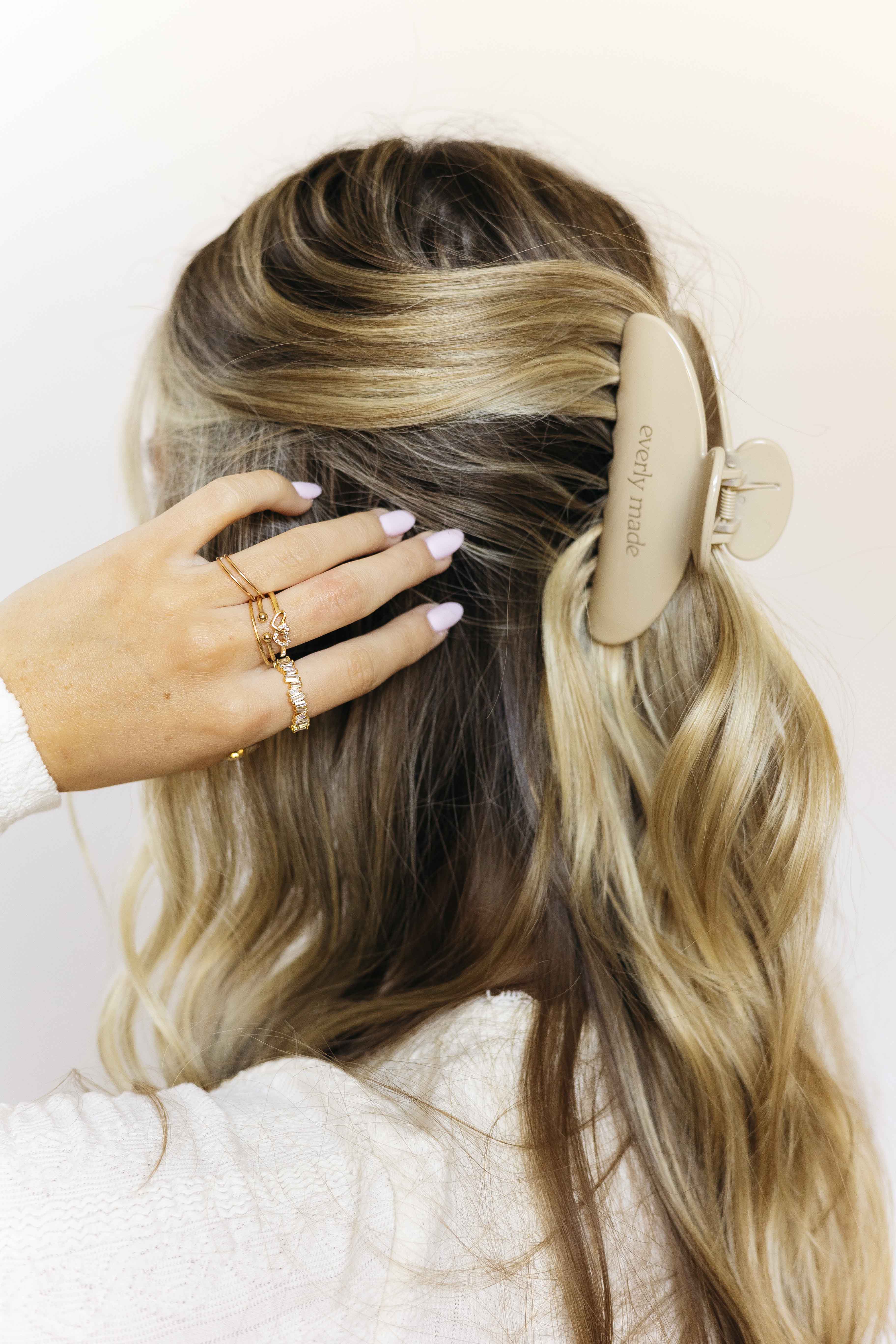 Calla Hair Claw Clip