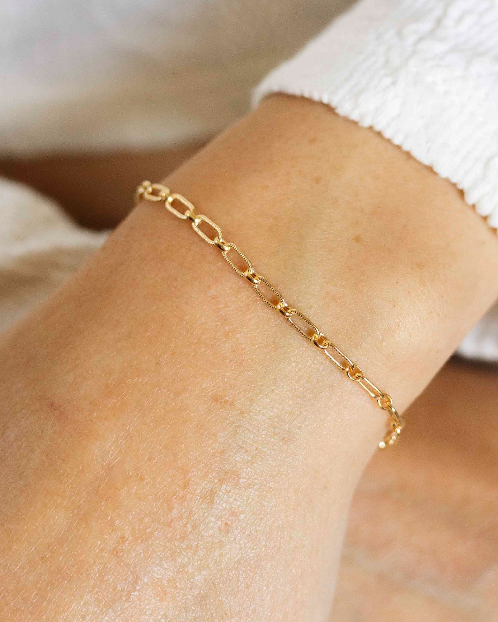 Presley Patterned Chain Bracelet