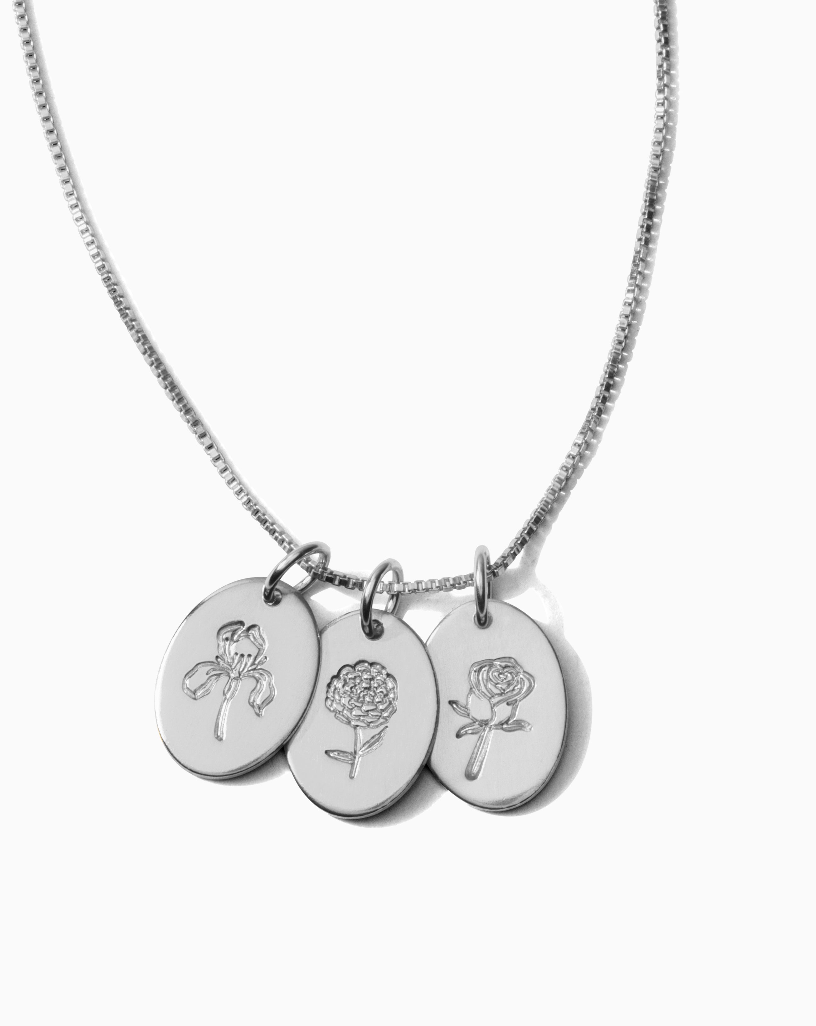 Anthos Oval Birth Flower Necklace