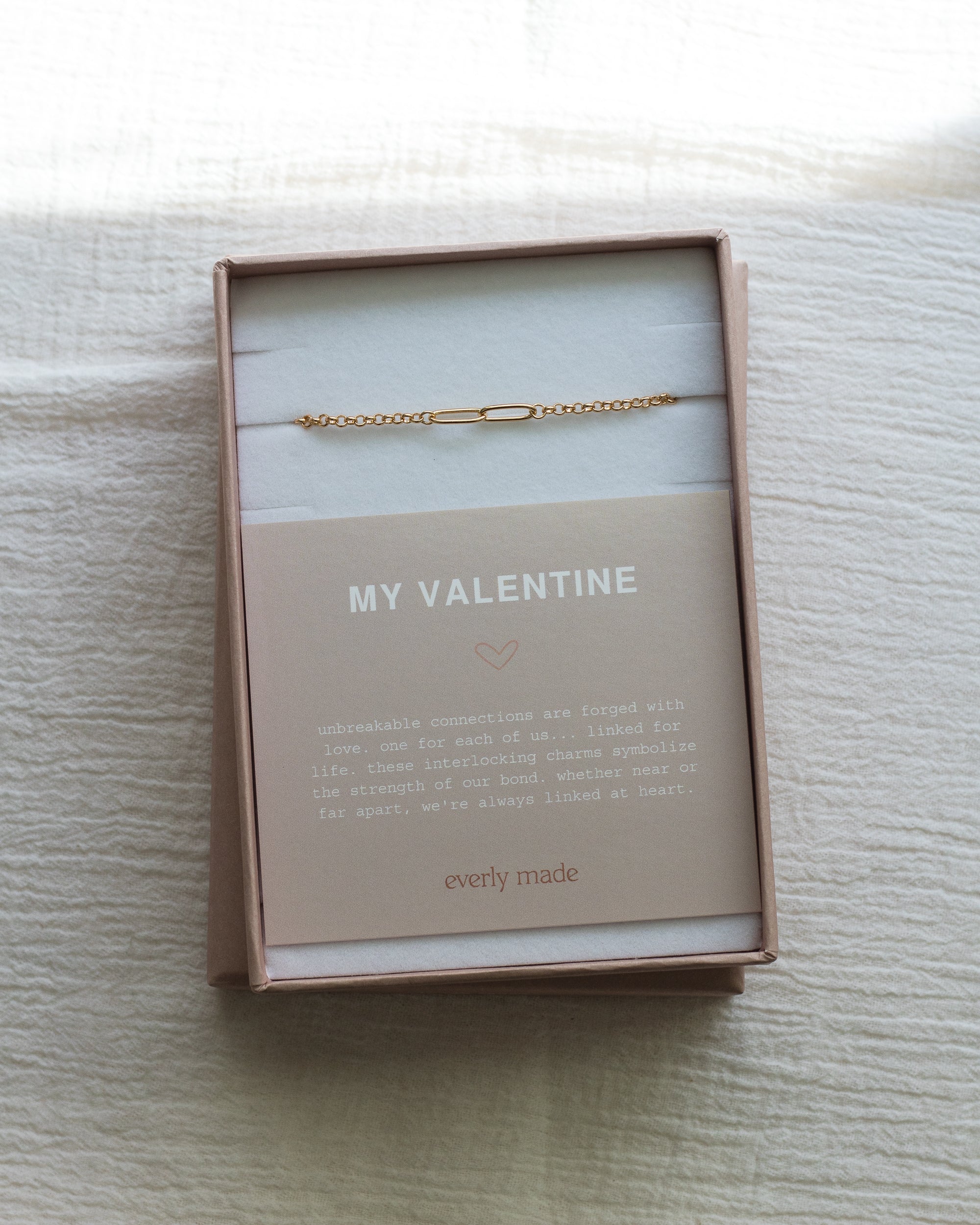 Linked Bracelet • My Valentine
