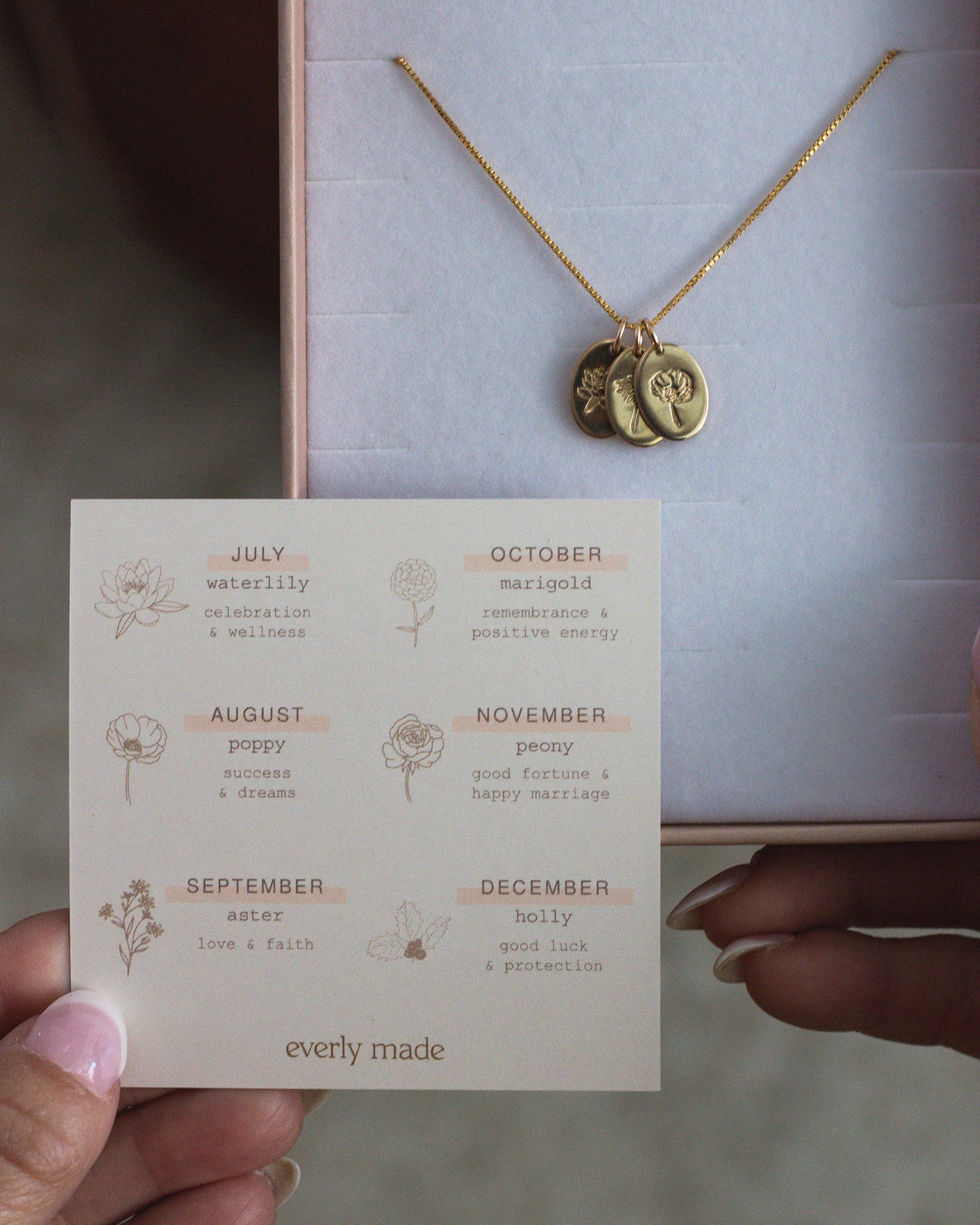 Anthos Oval Birth Flower Necklace