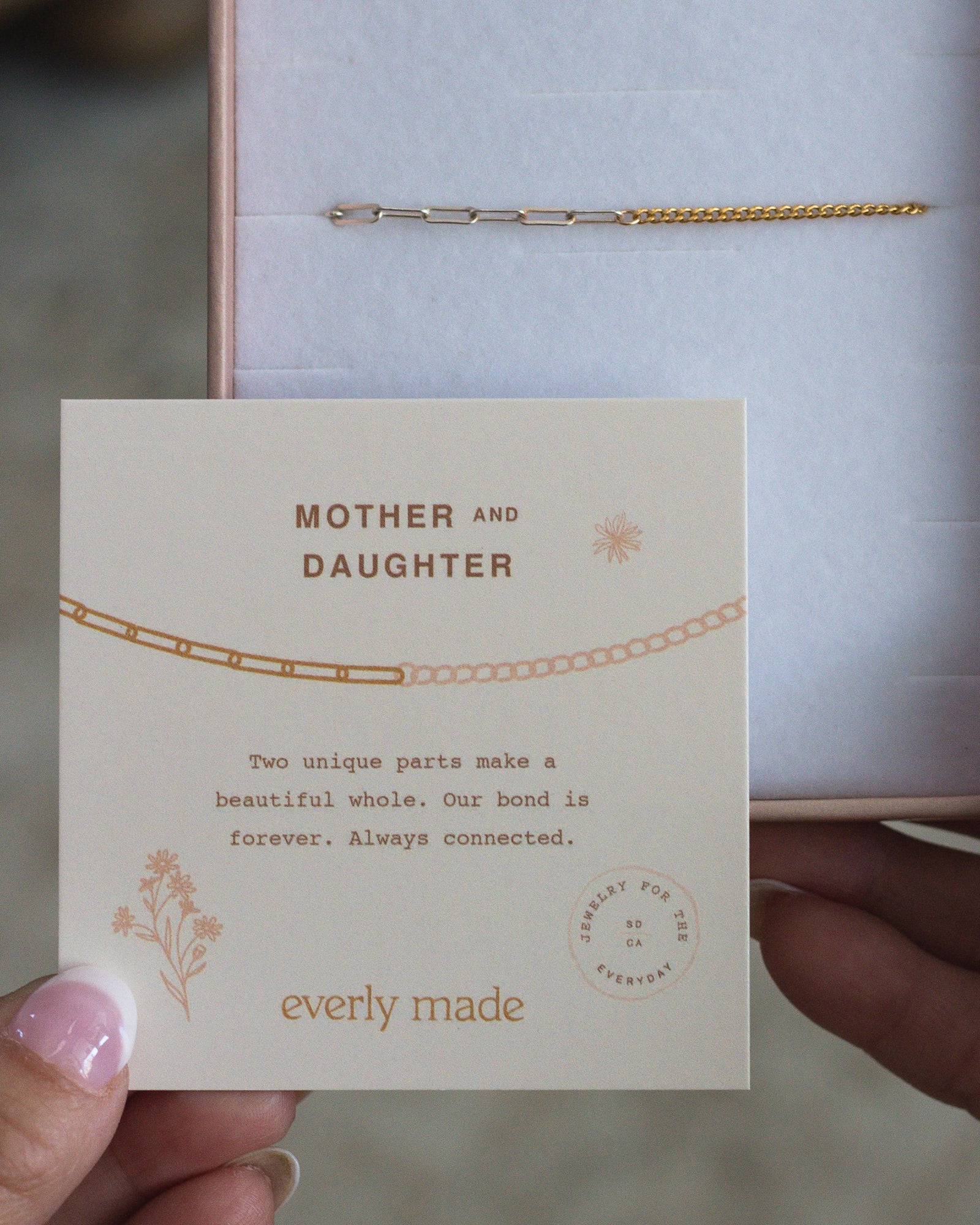 Curterra Bracelet • Mother & Daughter