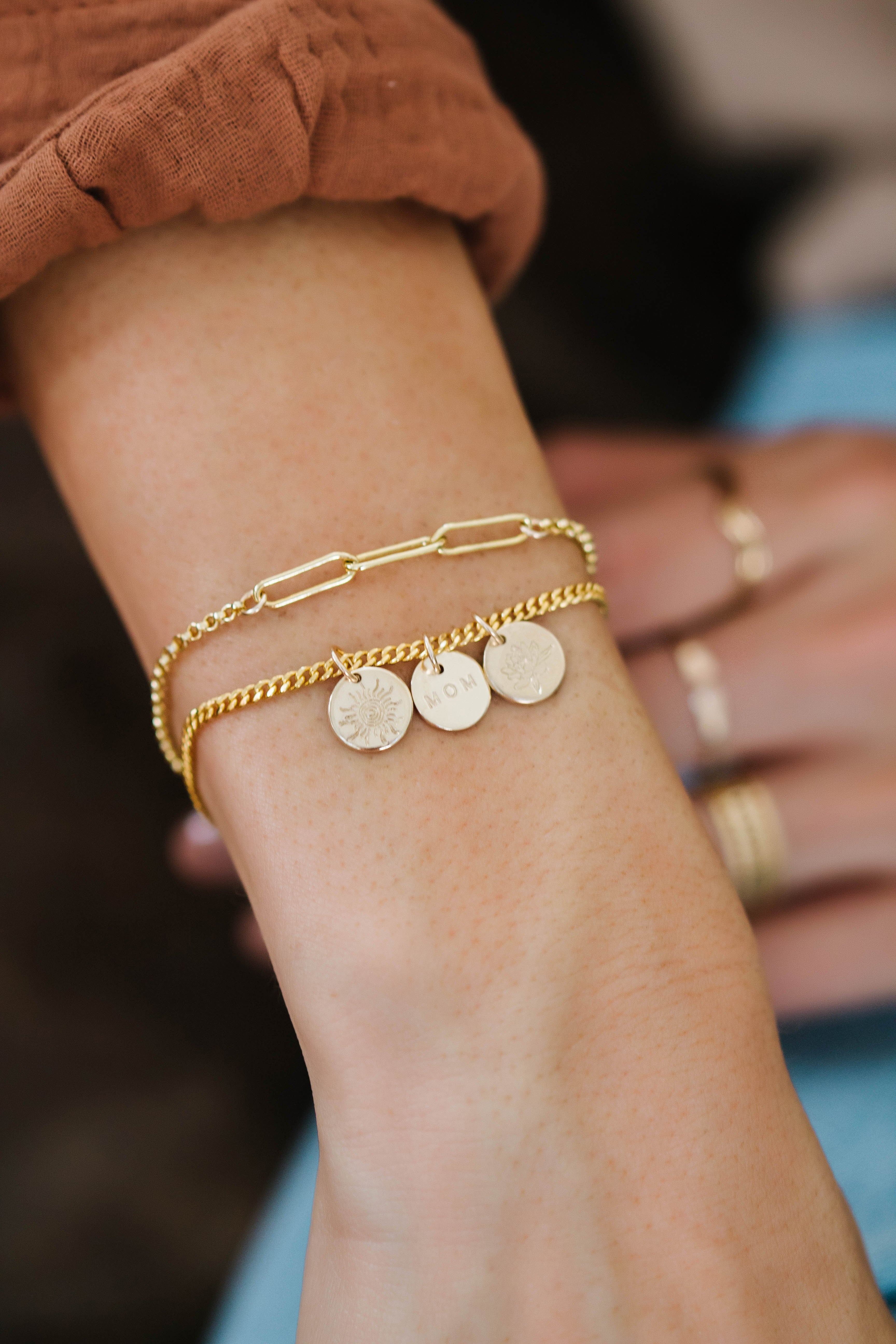 Linked Bracelet • Grandmother