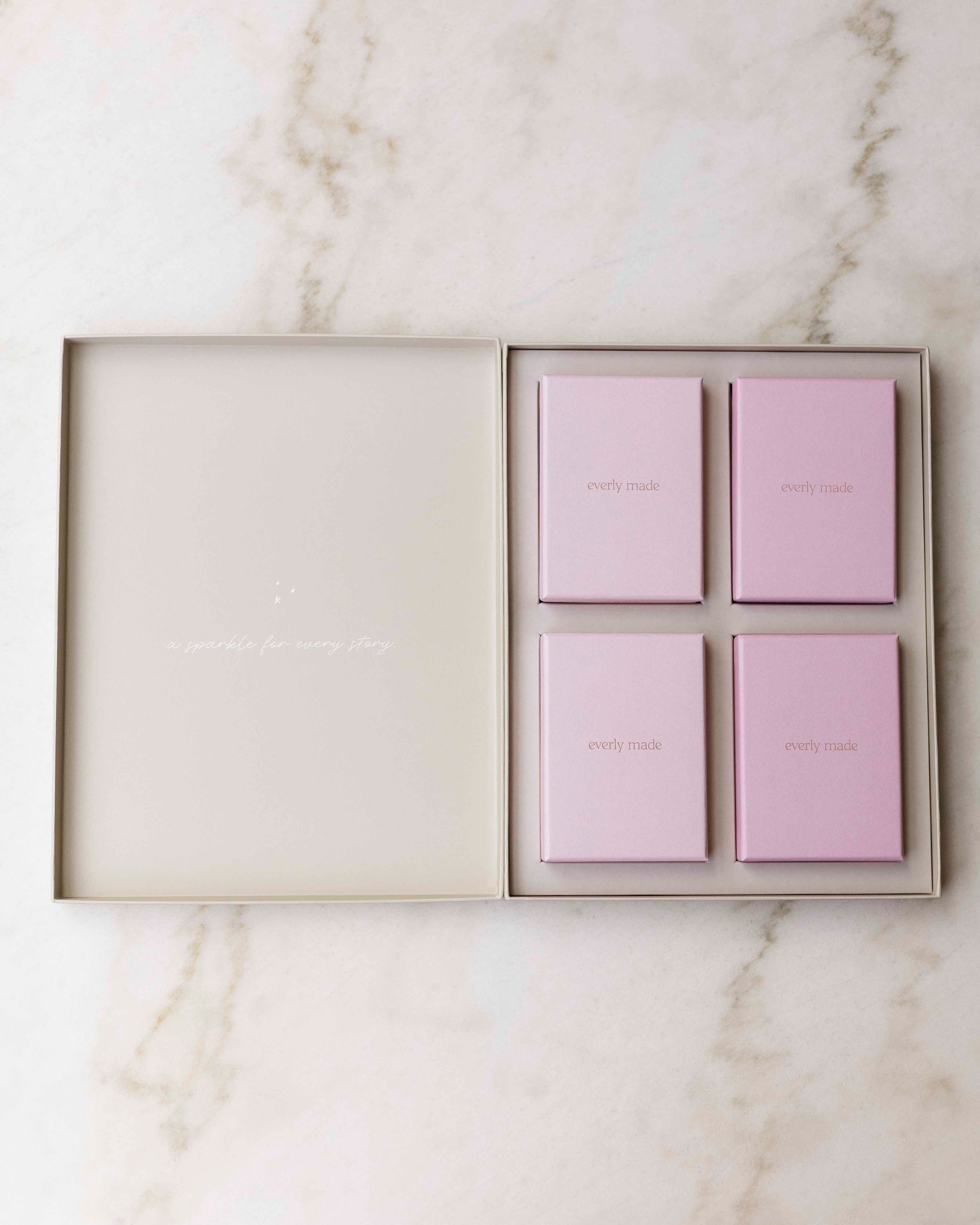 Aunt & Nieces Linked • Premium Bundle Box