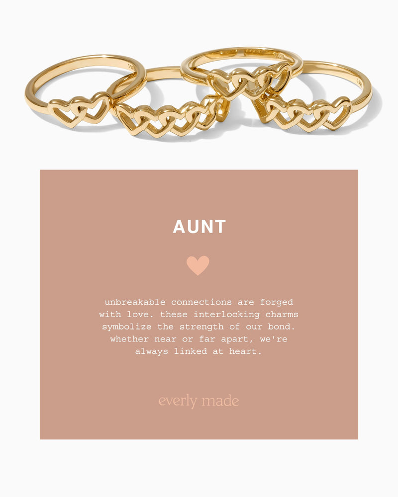 Linked Hearts Ring • Aunt