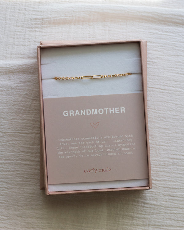 Linked Bracelet • Grandmother