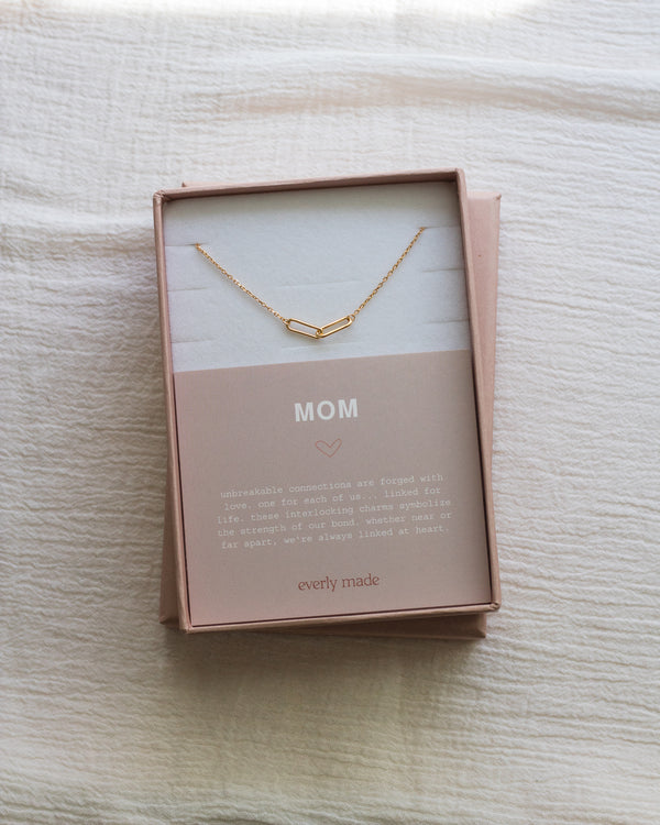 Linked Necklace • Mom