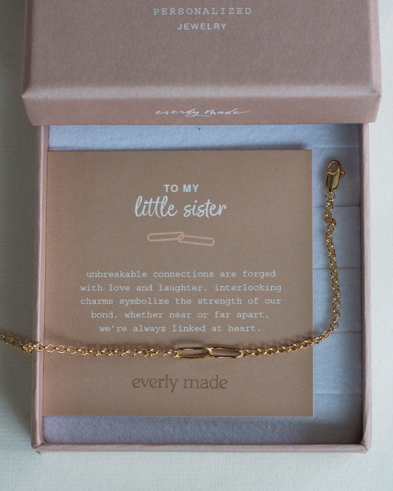 Linked Bracelet • Little Sister